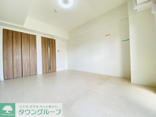 ヴェーラカーサウルバーナの物件内観写真